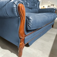 sofa luksusowa styl angielski KevoLuxury dkóra toscana a-490 detal.jpg