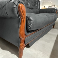 sofa luksusowa styl angielski KevoLuxury dkóra toscana a-040 detal.jpg