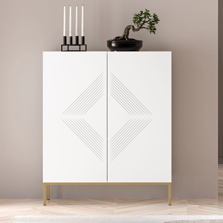 Komoda wysoka 2D MALACO 01 złota podstawa front aranżacja 2.jpg