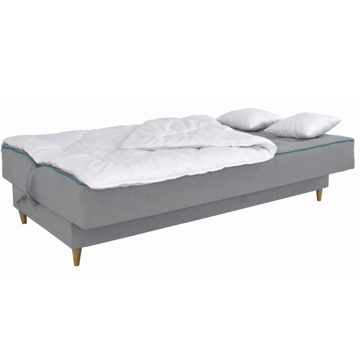 Wersalka_PATTY_z_pojemnikiem_na_pościel_jasno_szara_z_niebieskimi_poduchami_200x95_cm_(2)_KOD_ARPAT013_cablo14_cablo9.webp
