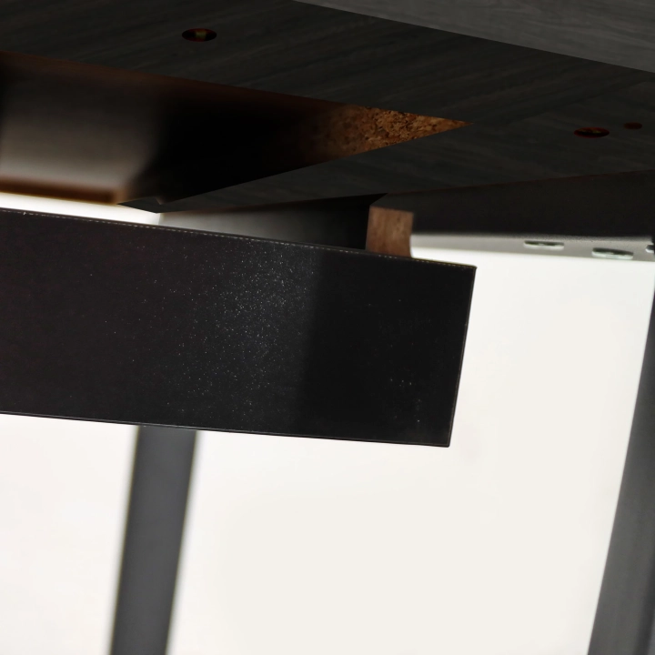 loft-industrialny-stol-rozkladany-160-310cm-carbon-pogrubiany-blat.webp
