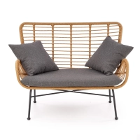 Sofa_ogrodowa_HELIK_rattan_naturalny,_czarne_nogi,_popielate_poduchy_(3)_KOD_HLIK001.webp