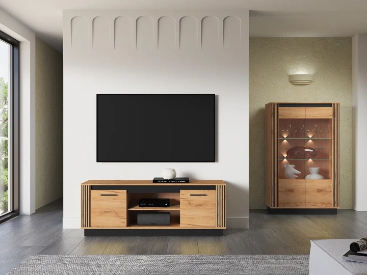 Szafka RTV 150cm x 55cm ORIN dąb craft