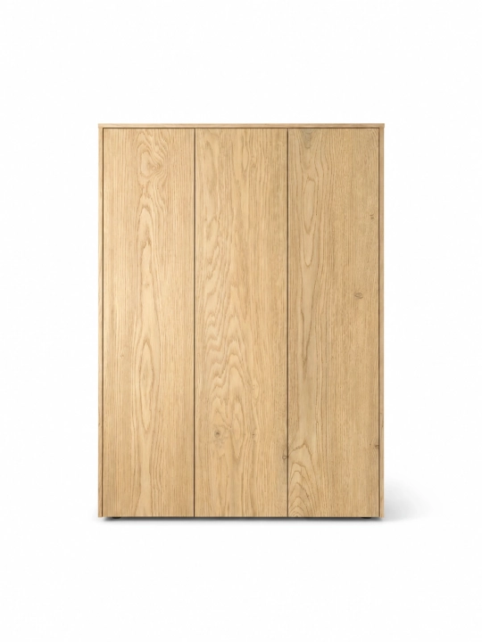 minimalist_oak_wardrobe_on_white_background.webp