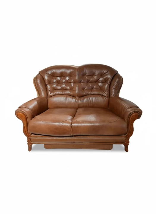 sofa-2-osobowa-skorzana-karmelowa-pikowana.webp