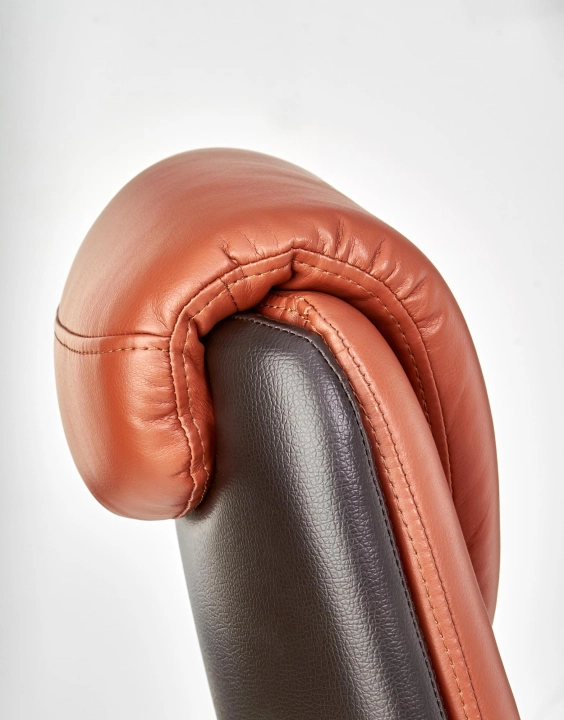 b878d9933cd08cb79950ef58235e5c27